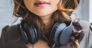 How to Prevent Hearing Loss from Headphones