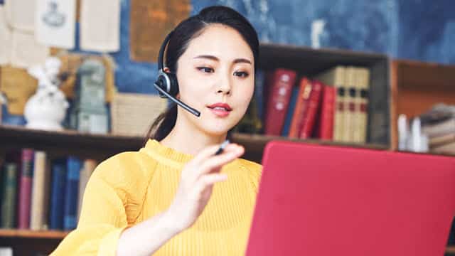What's the Best Wireless Headset for Video Conferencing?